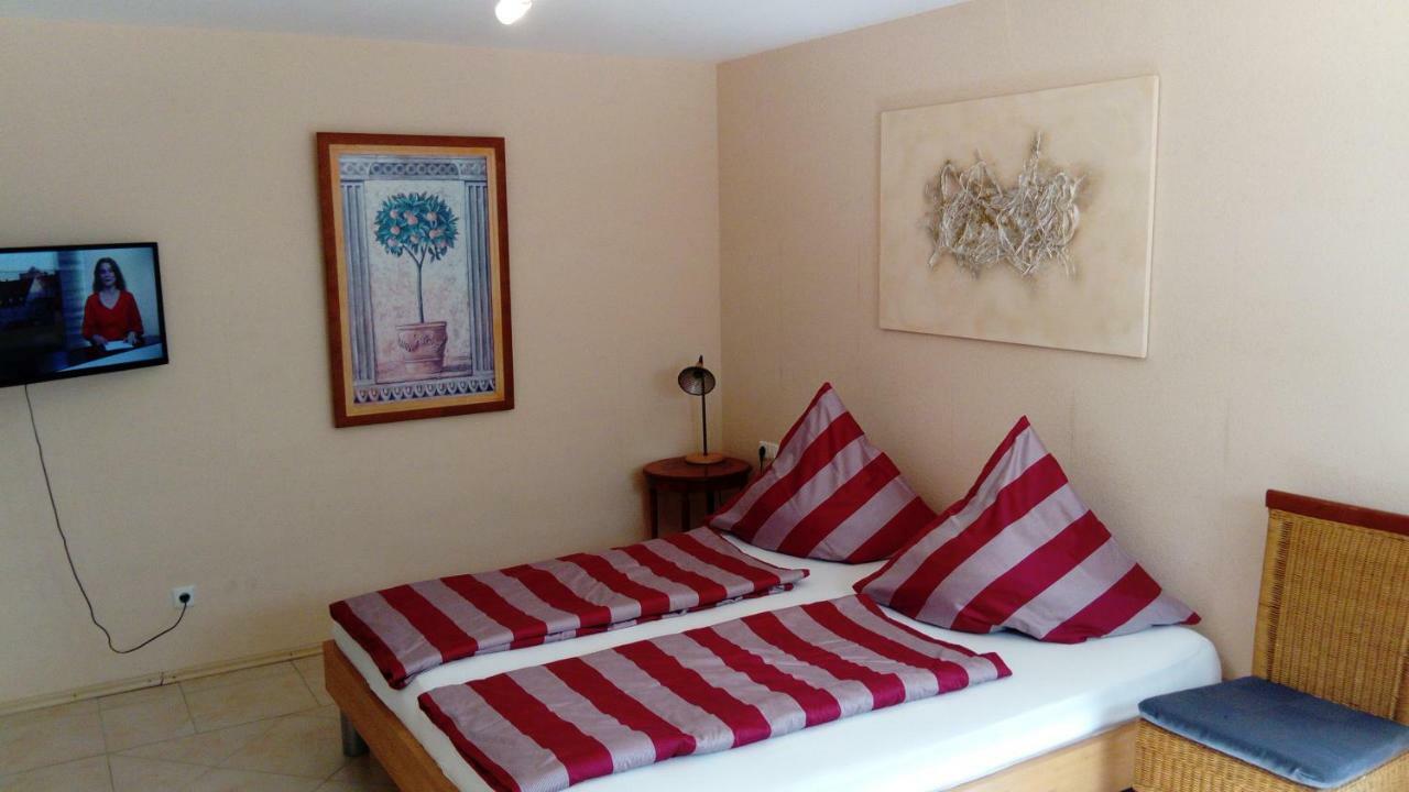 Villa In Seenahe Badesee Ehmetsklinge Zaberfeld ภายนอก รูปภาพ
